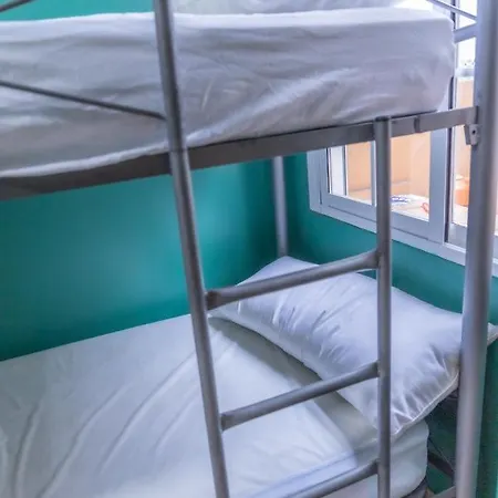 Albergue Rojo Plata *