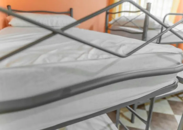 Hostal Rojo Plata Torremegía